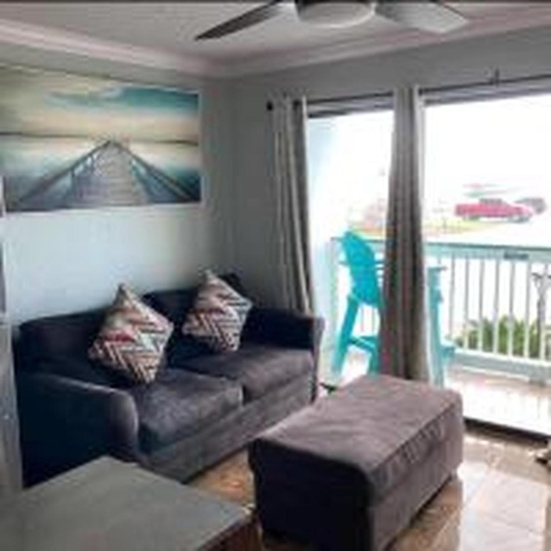Beachfront View At Casa Del Mar Apartment
