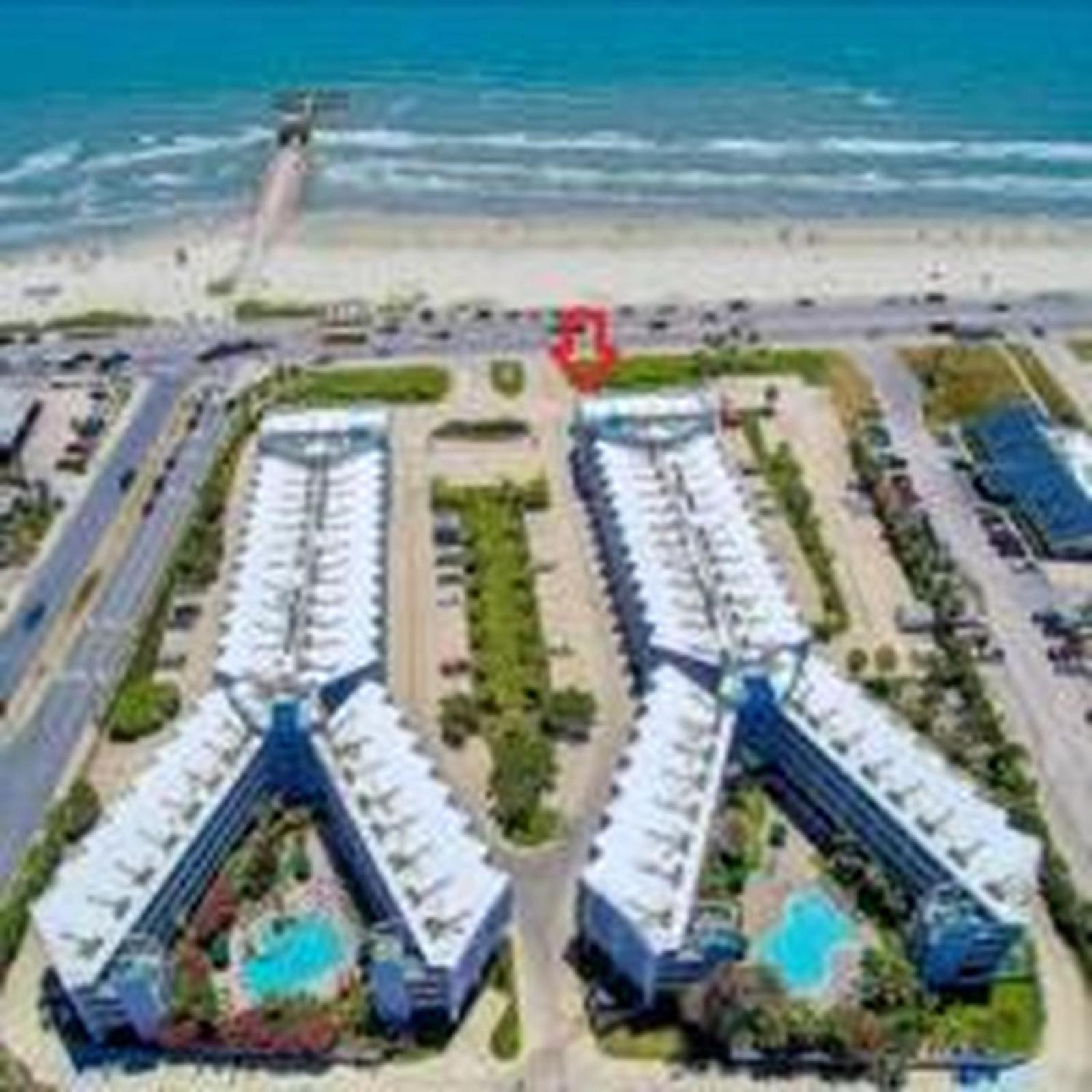 Beachfront View At Casa Del Mar Galveston